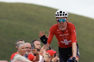 Mauro Schmid a pris la 2e place de la 18e étape de la Vuelta KEYSTONE/EPA/JAVIER LIZON